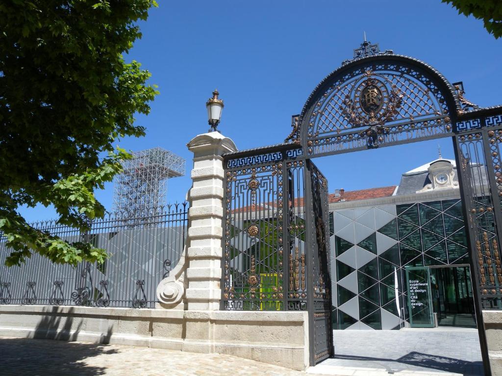 Ibis Styles St Etienne - Gare Chateaucreux Saint-Etienne  Exterior foto